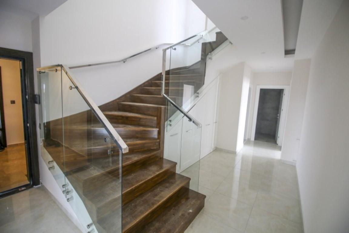 MAY317 - Фото 16