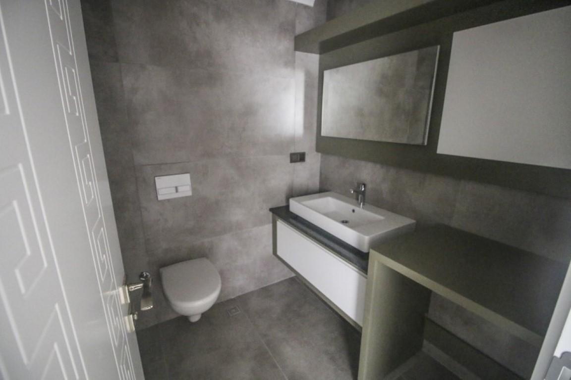 MAY317 - Фото 20