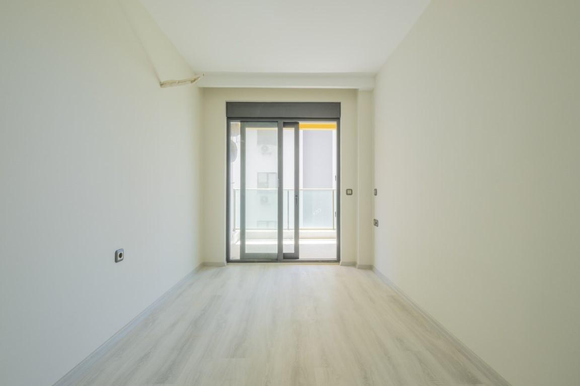 MAY1617 - Фото 38