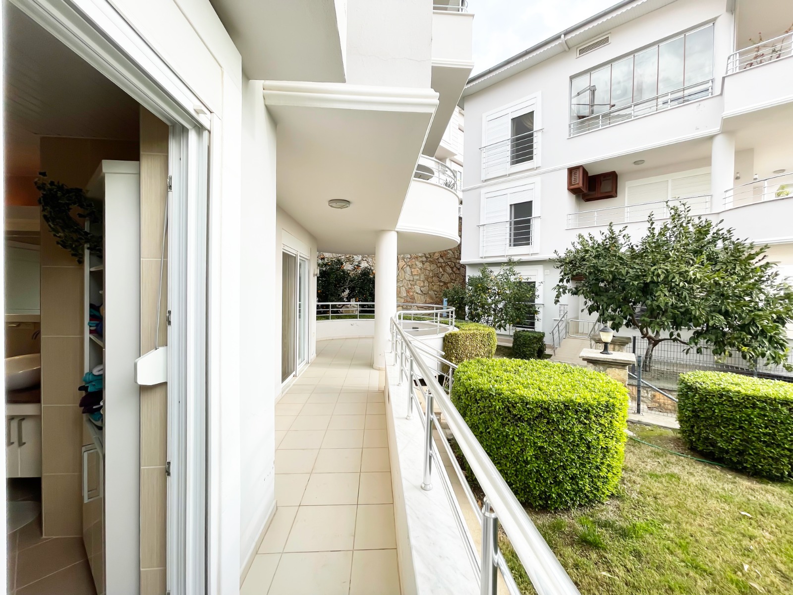 MAY3883 - Фото 8