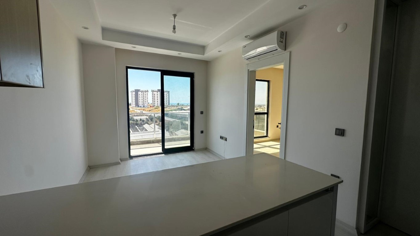 MAY6780 - Фото 10