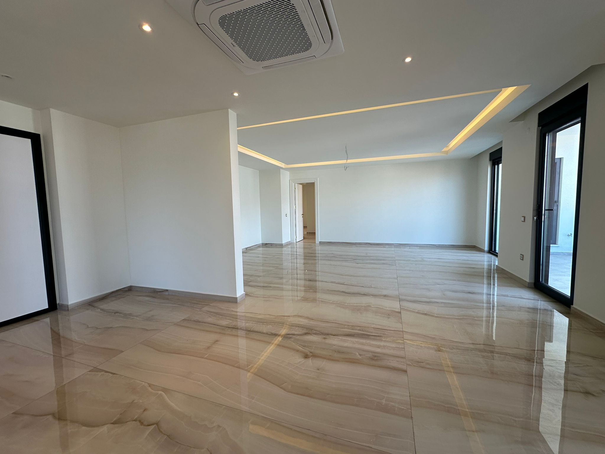 MAY6822 - Фото 19