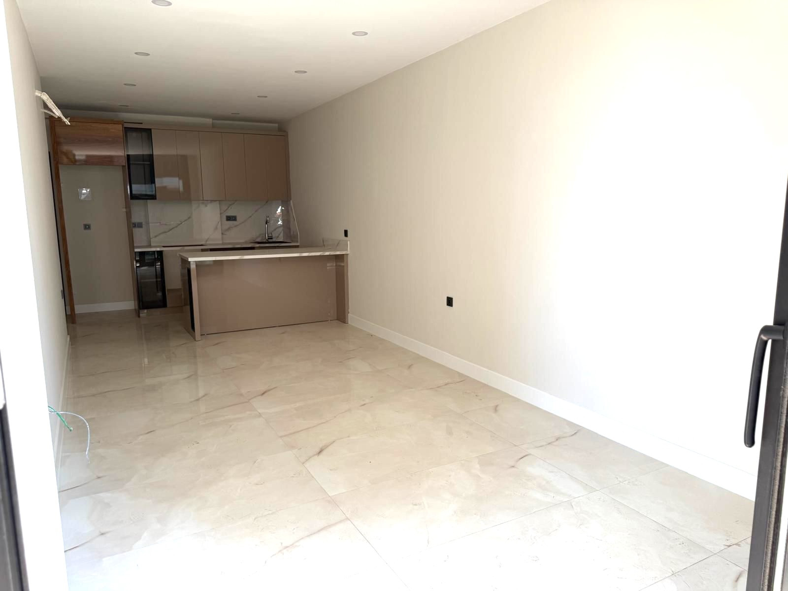 MAY6873 - Фото 17